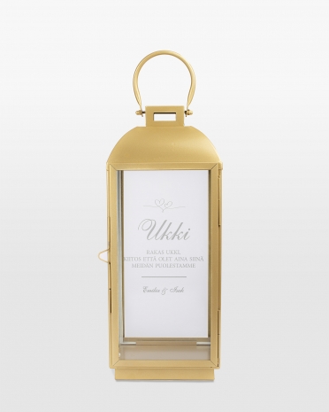 Kullanvärinen kynttilälyhty yksilöllisellä kaiverruksella