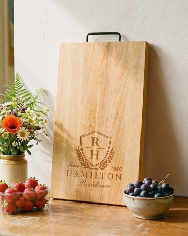 Leikkuulauta henkilökohtaisella kaiverruksella