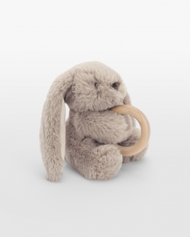 Puruleluja kierrätetyistä ja luonnonmateriaaleista