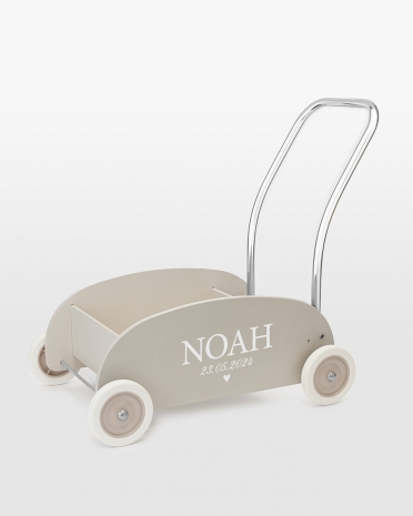 Kävelyvaunu nimellä, Sand