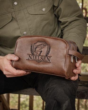 anna metsästäjälle henkilökohtainen lahja metsästäjätutkinnon kunniaksi