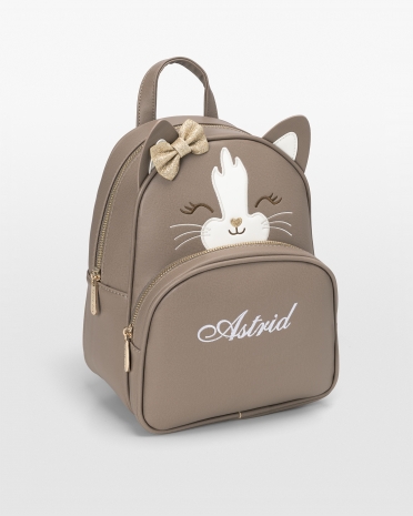 Lasten reppu nimellä