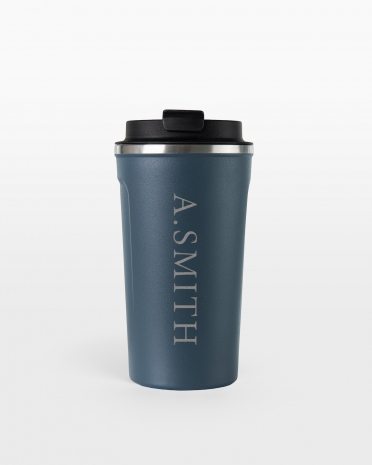 Henkilökohtaisesti kaiverrettu sininen termosmuki