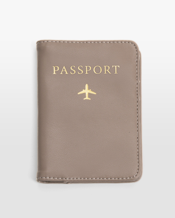 Nougatinvärinen passikotelo