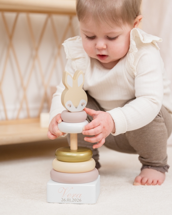 Pinottava torni lapsille nimellä