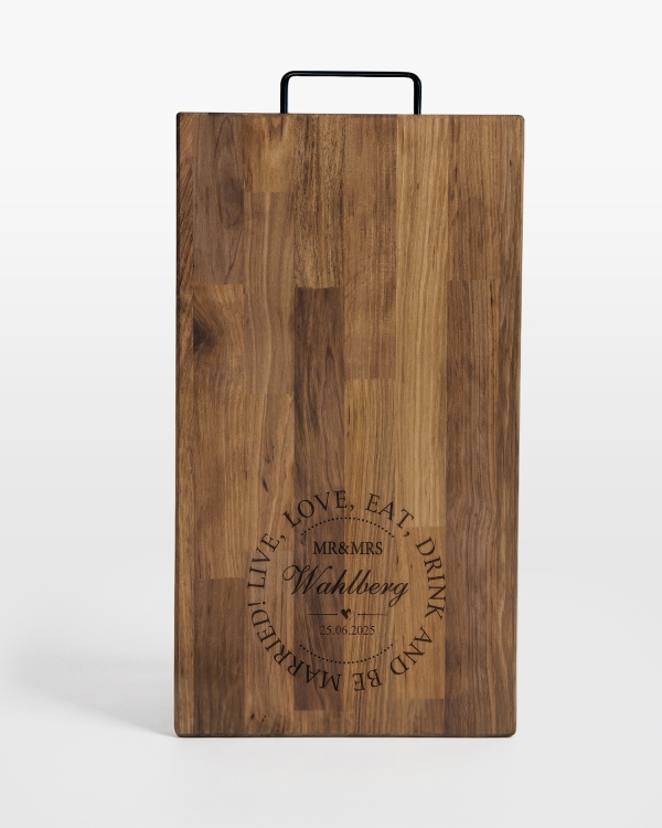 Hääteemainen saksanpähkinäleikkuulauta