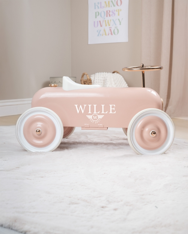 henkilökohtainen potkuauto nimellä