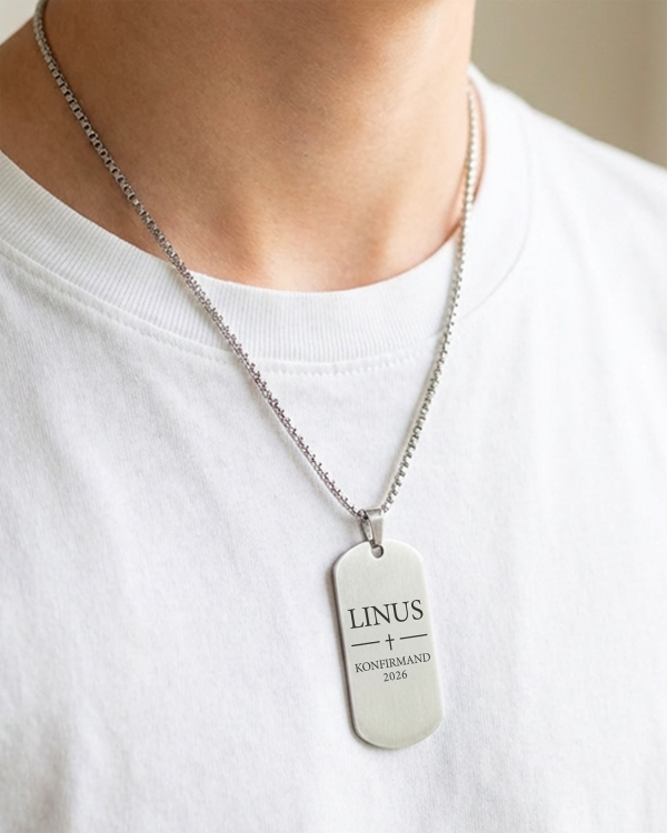 Personligt graverat halsband som konfirmationspresent