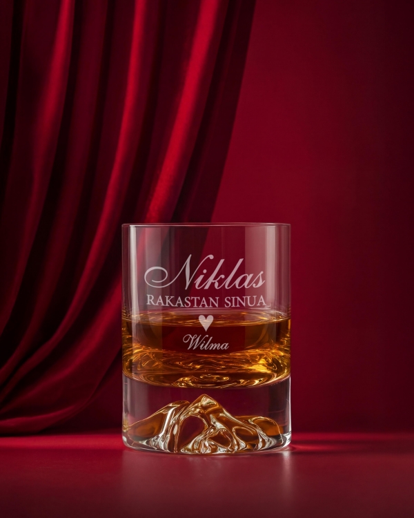Henkilökohtaisesti kaiverretut viskilasit
