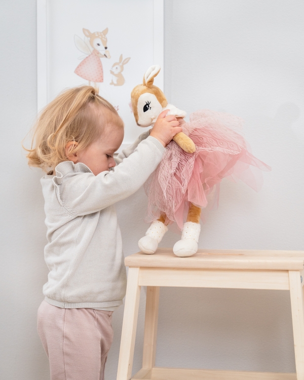 Pehmolelunukke nimellä