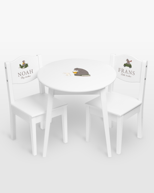 Lasten pöytä ja tuolit nimellä