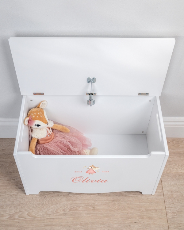Säilytyslaatikko lapselle nimellä