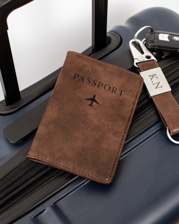 Ruskea passikotelo miehille