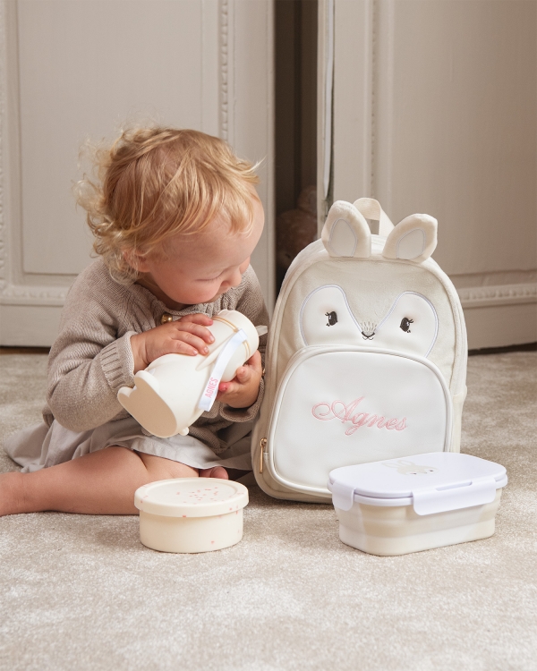 eväsrasia ja juomapullo silikonista päiväkotiin